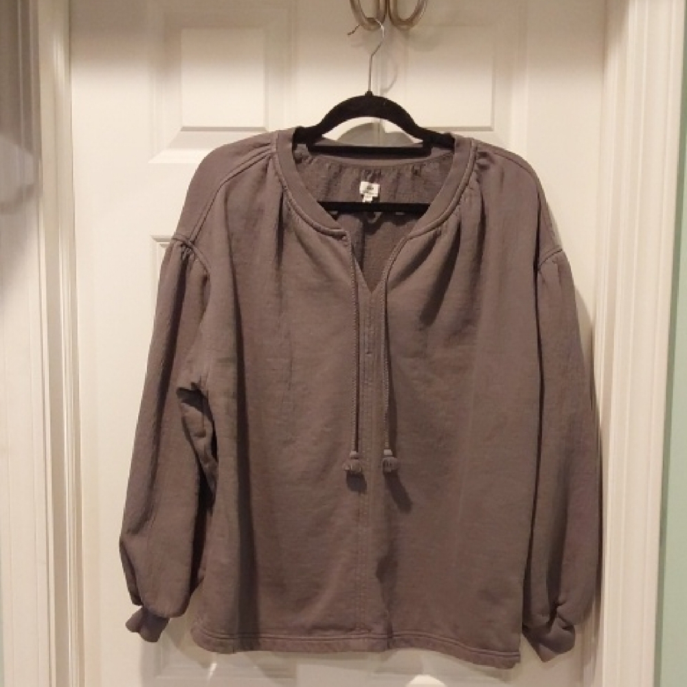 Aerie Gray Sweatshirt with Tie Strings
